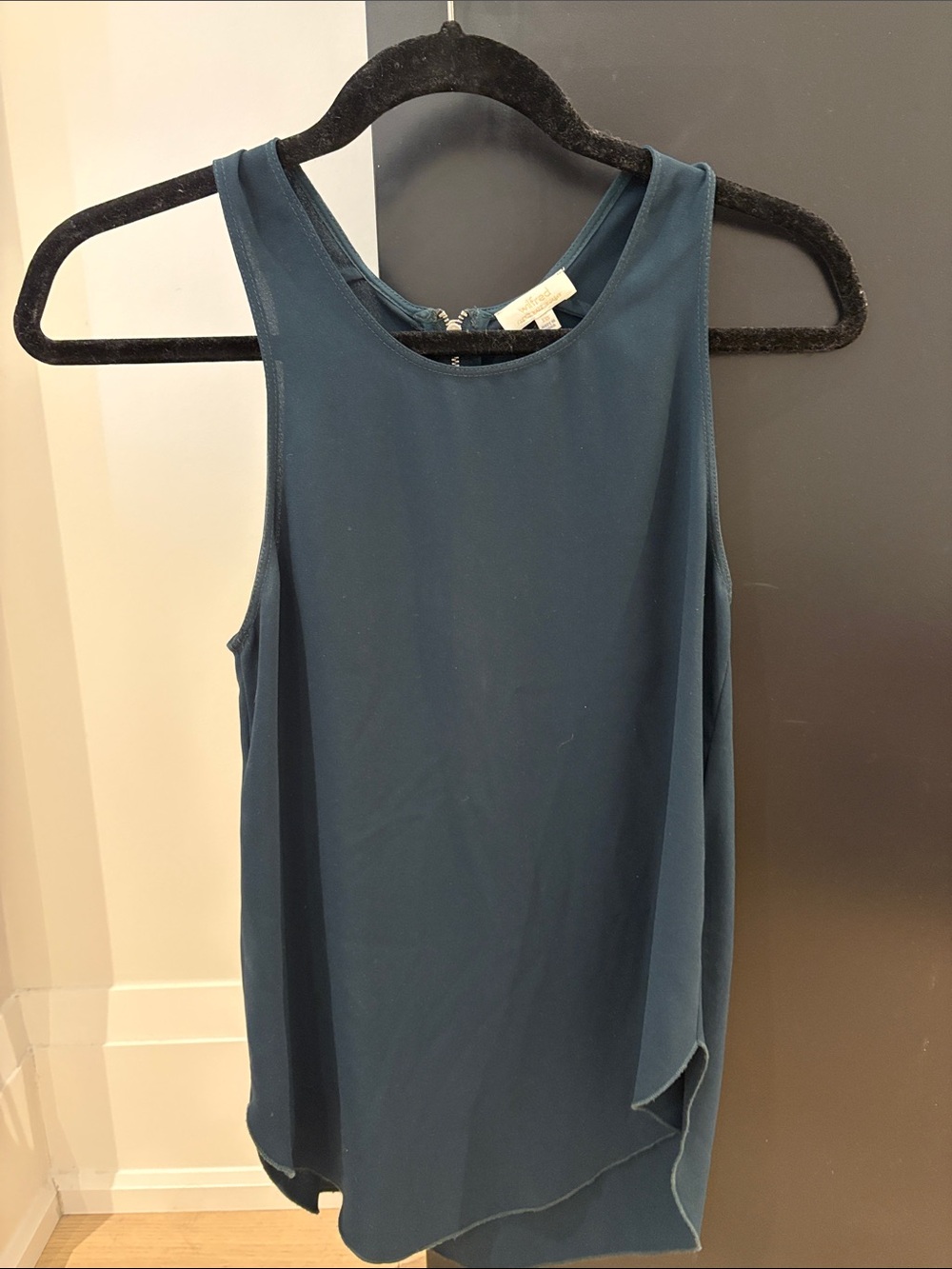 Aritzia Sleeveless Teal Layered Women's Top